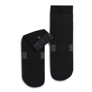 On Running  ponožky Ultralight Mid Sock black white Velikost: 48-49